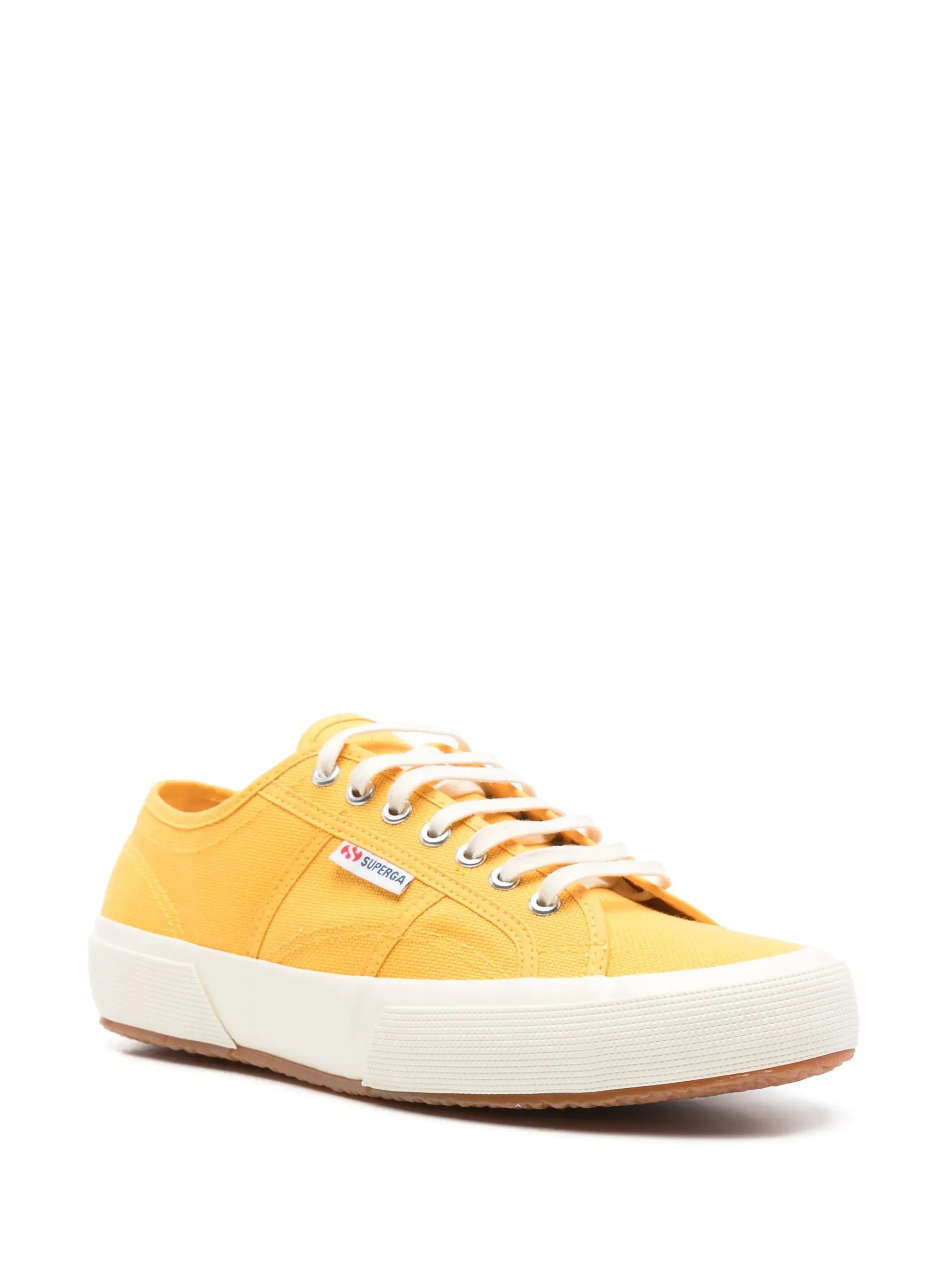 2750 Sneakers