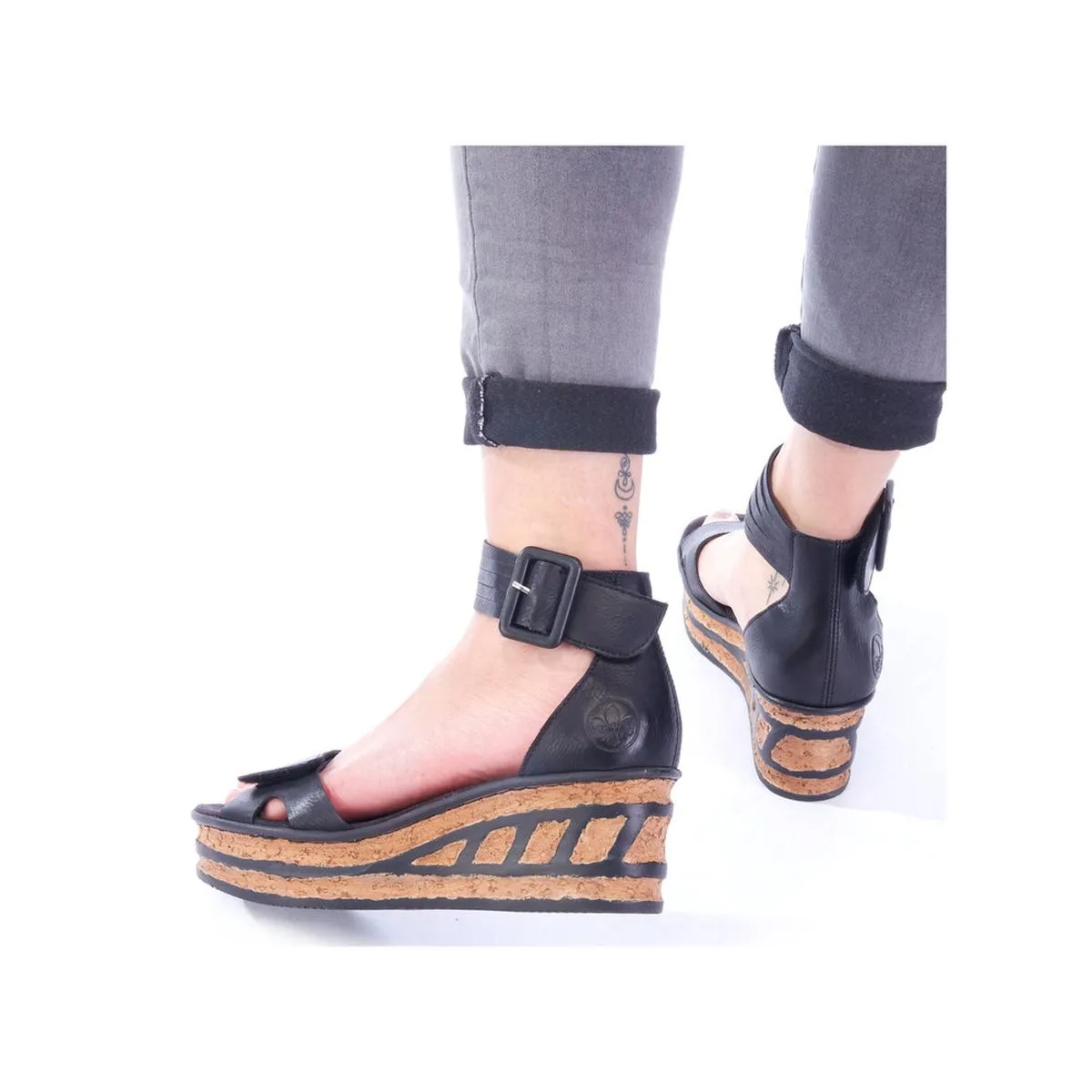 68194 Wedge Sandal