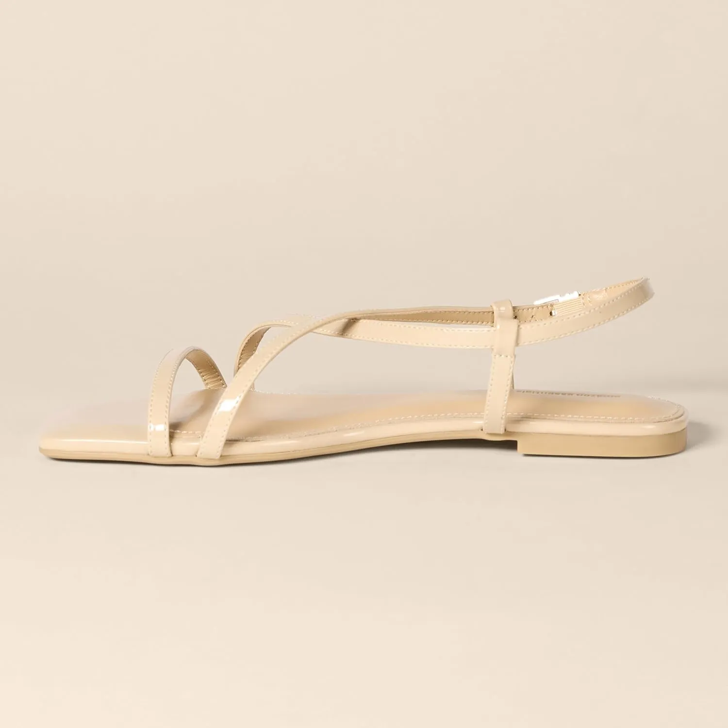 Amazon Essentials Women's Flat Strap Sandals