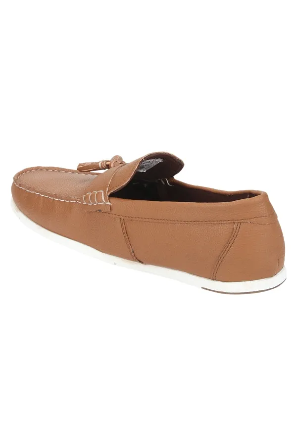 Bond Street by Red Tape Men Brown Loafers