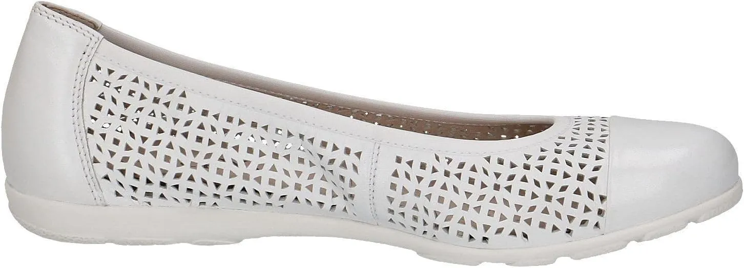 Caprice Women's Closed Ballet Flat