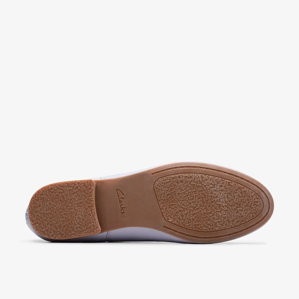 Clarks Women's Fawna Lily White | Lilac Leather