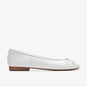 Clarks Women's Fawna Lily White | Lilac Leather