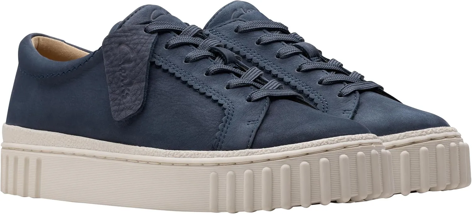 Clarks Women's Flat Sneaker