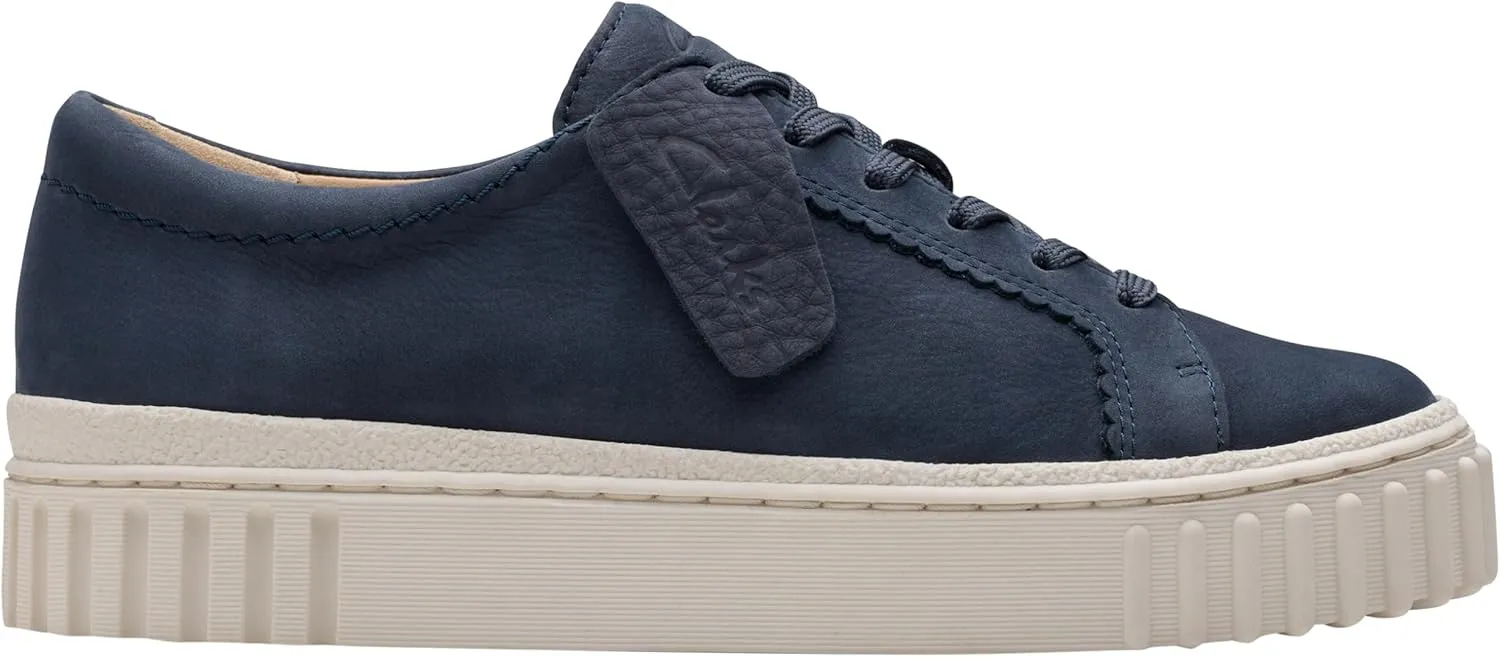 Clarks Women's Flat Sneaker