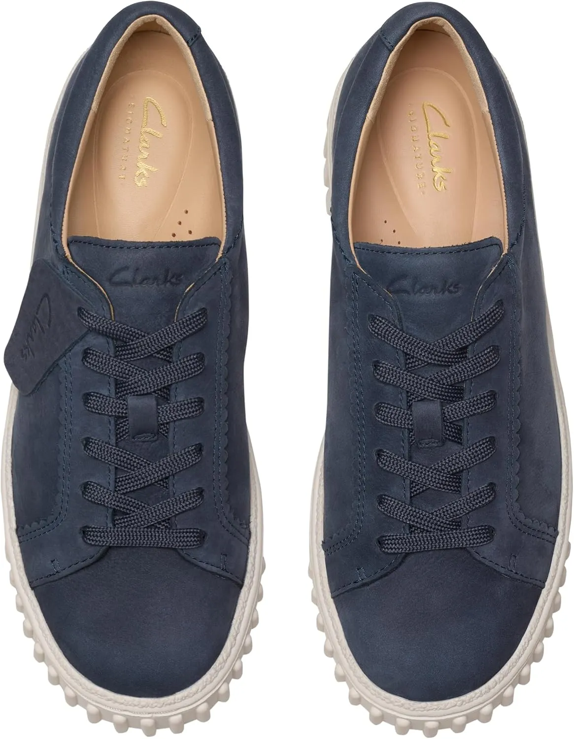 Clarks Women's Flat Sneaker