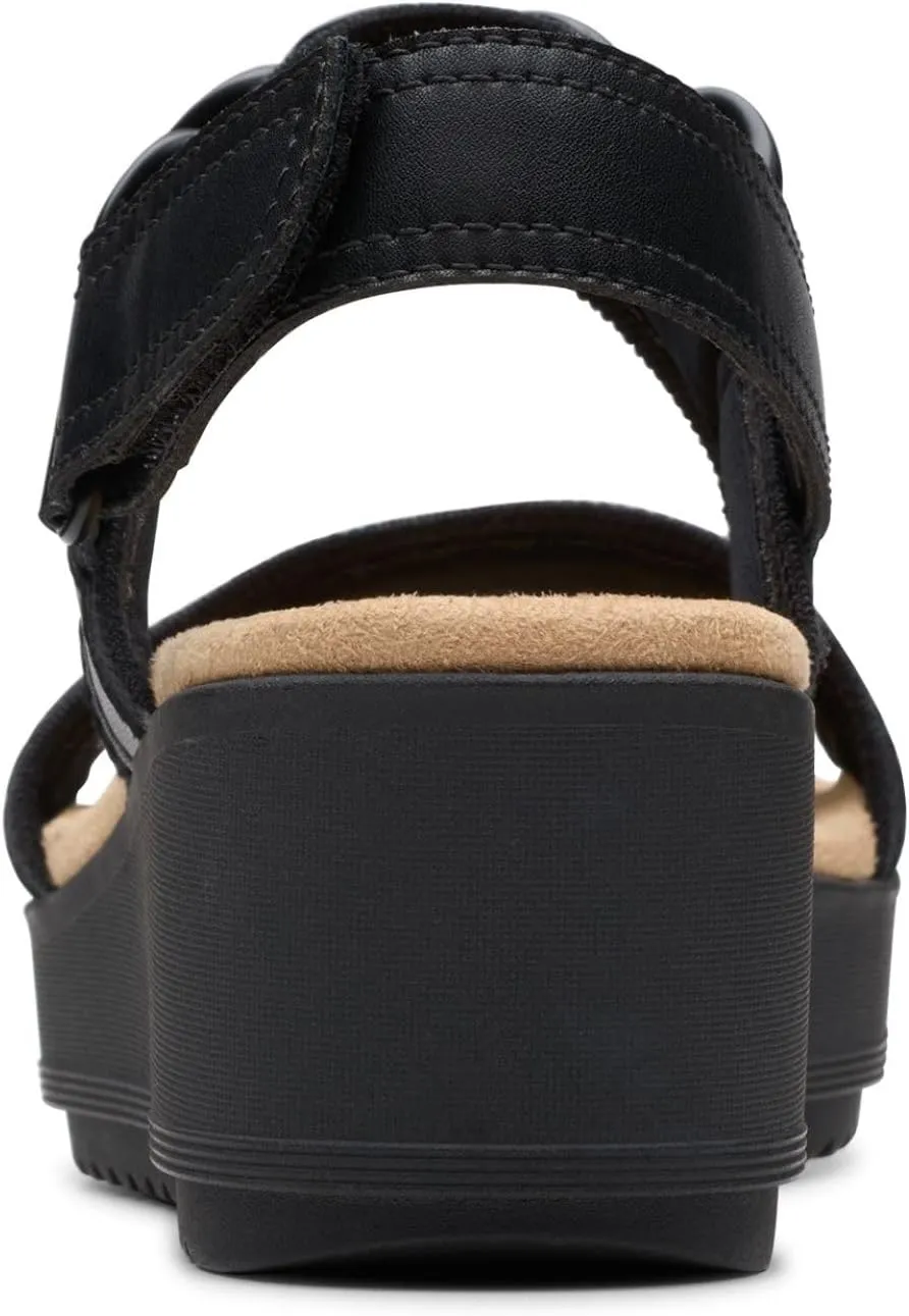 Clarks Women's Wrenly Eve Wedge Sandals