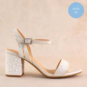 Cloe (wide fit)