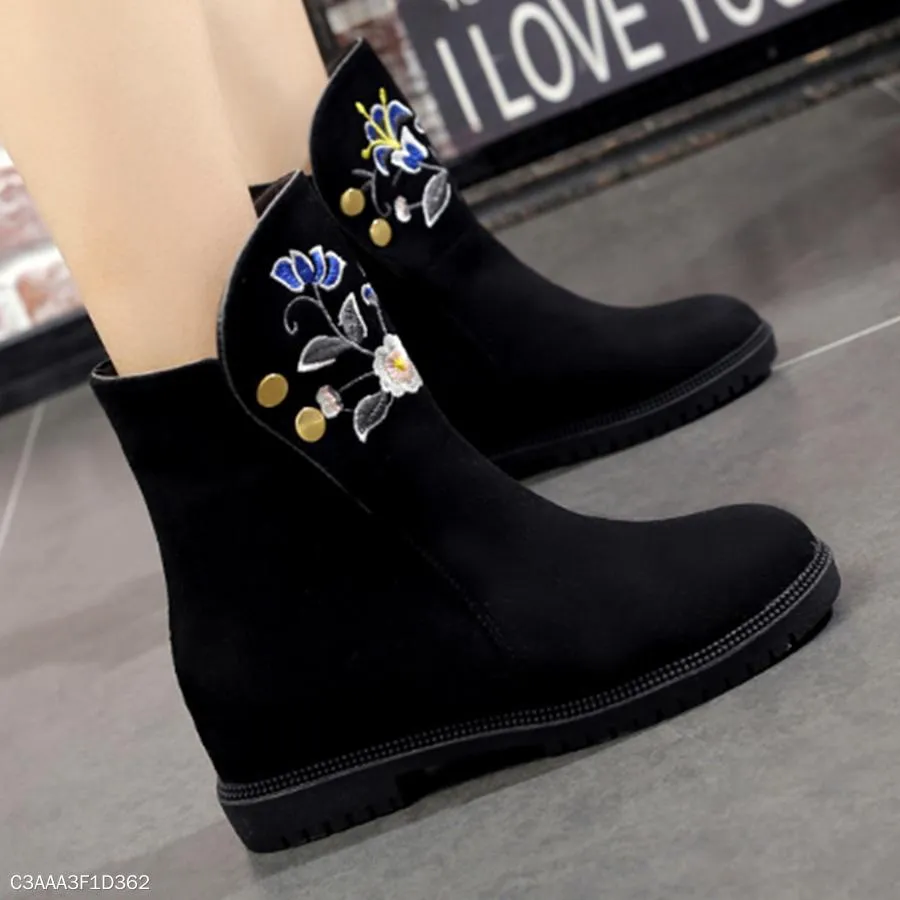 Embroidery Floral Plain  Flat  Velvet  Round Toe  Casual Date Flat Boots