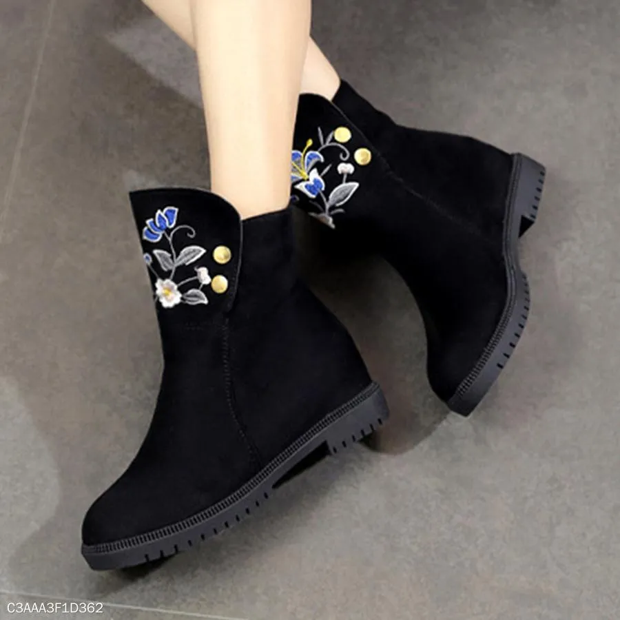 Embroidery Floral Plain  Flat  Velvet  Round Toe  Casual Date Flat Boots
