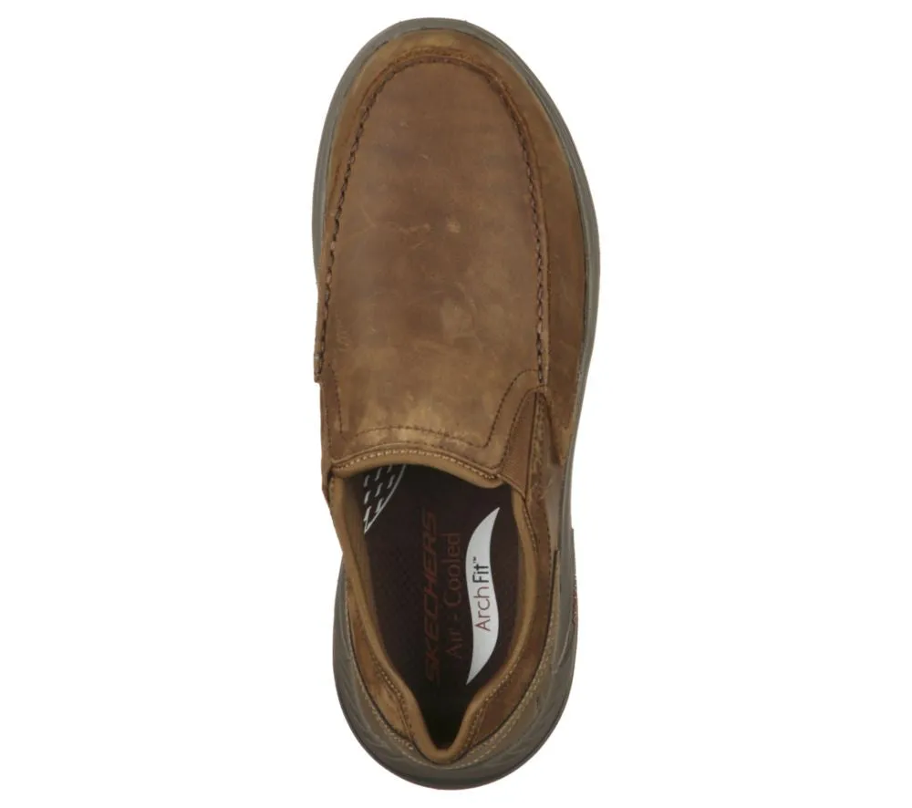 HUST SLIP ON ARCH FIT 2041884-CHOCOLATE