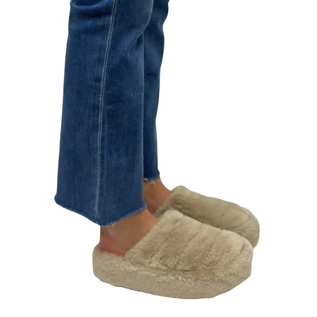 IT'S A VIBE PLATFORM SLIPPER in Polar Bear