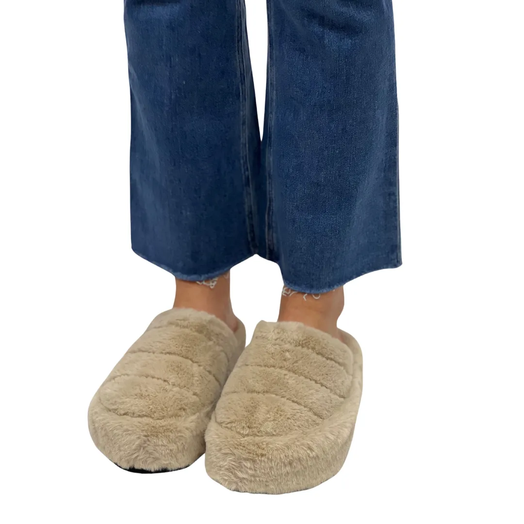 IT'S A VIBE PLATFORM SLIPPER in Polar Bear
