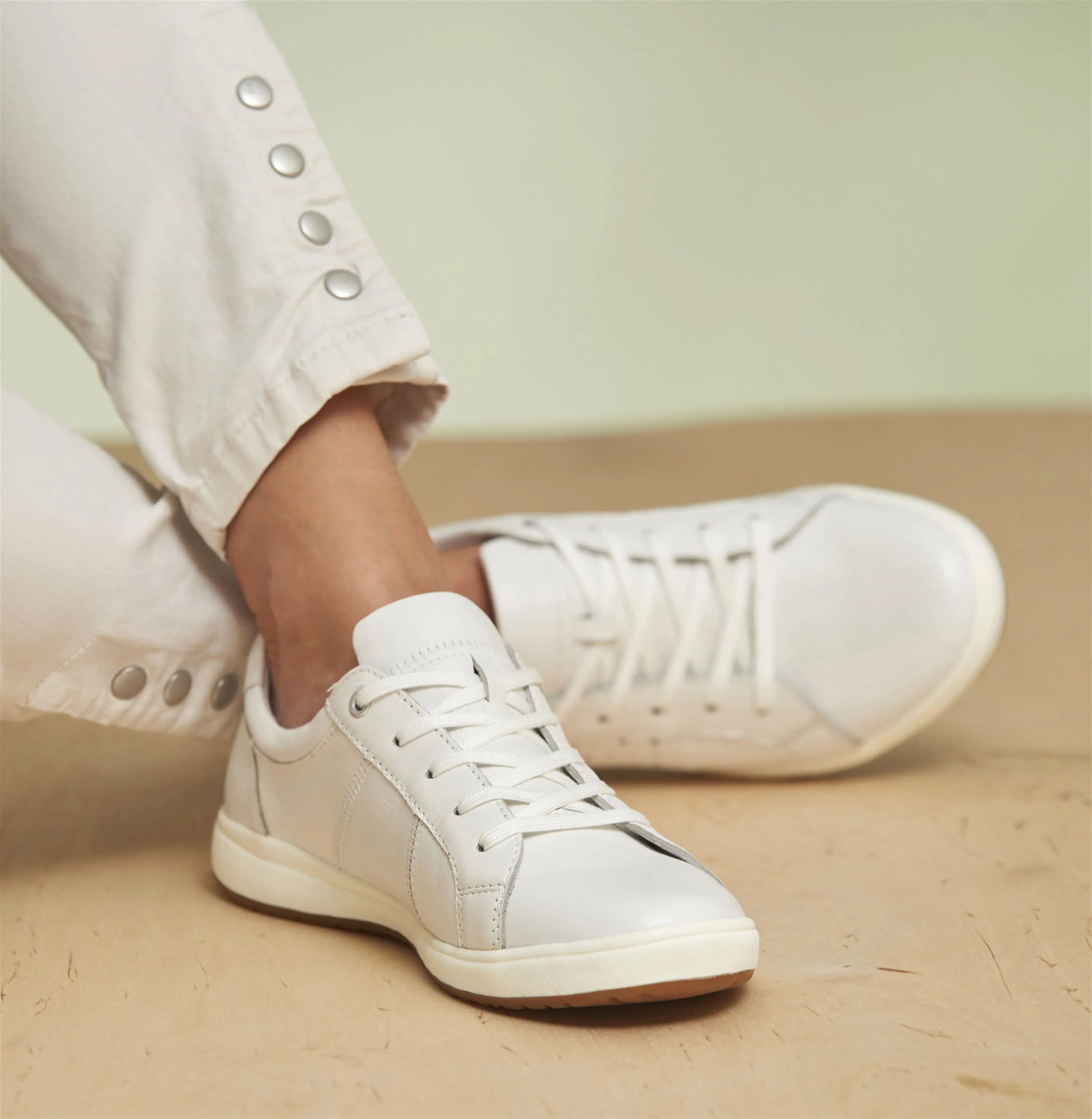 Josef Seibel 67701 Caren 01 White