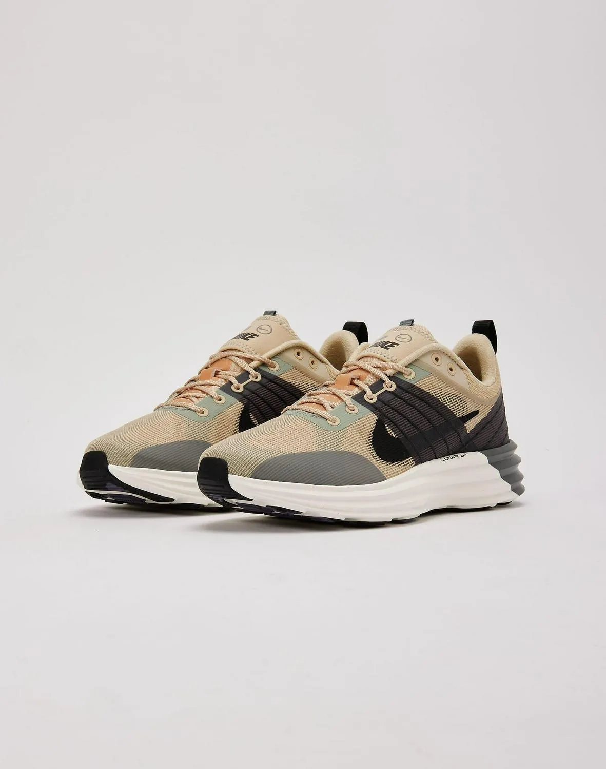 Nike Lunar Roam Beige Black Gray White DV2440-201 Shoe Sneaker Trainer