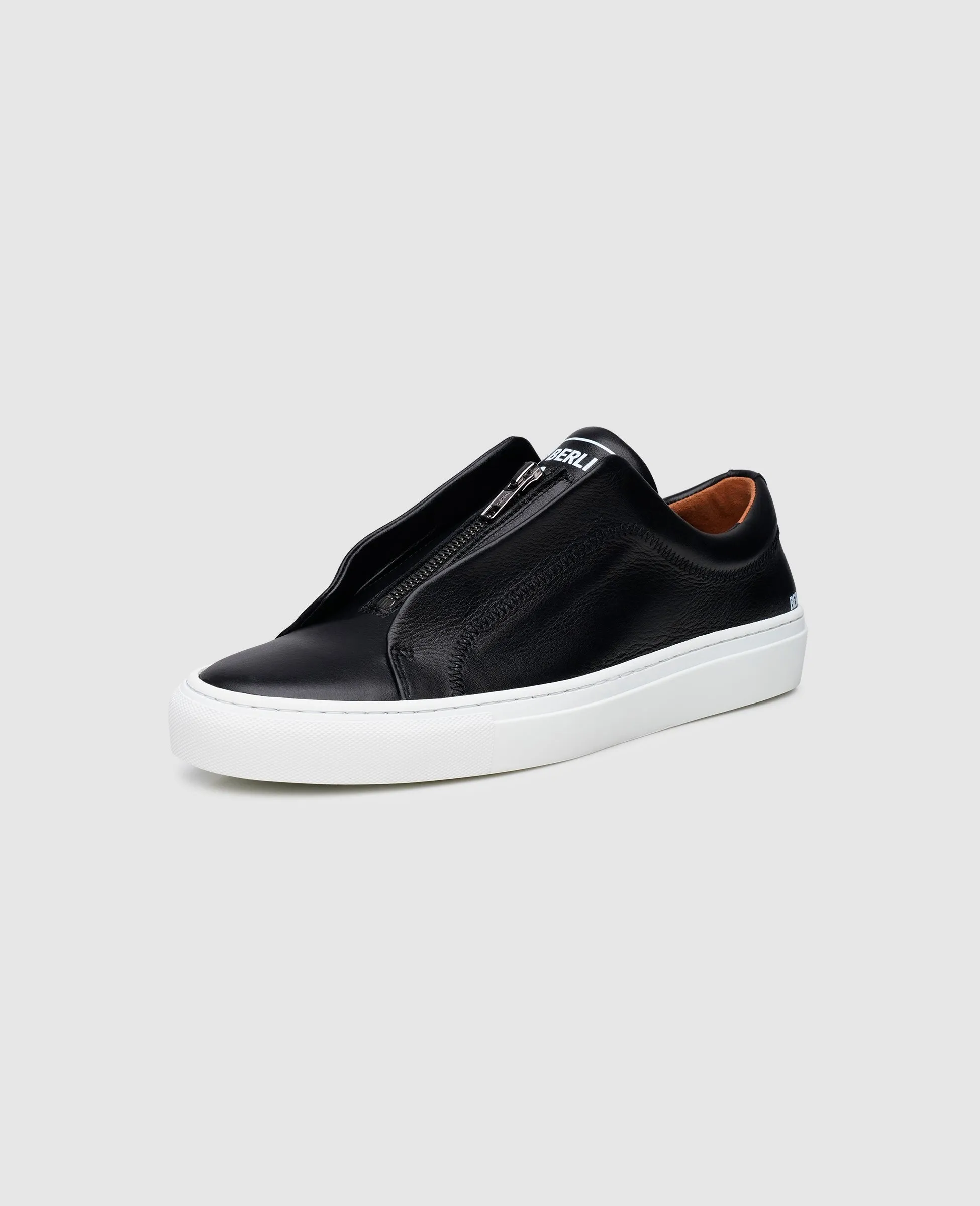 No. 115 MS - Black