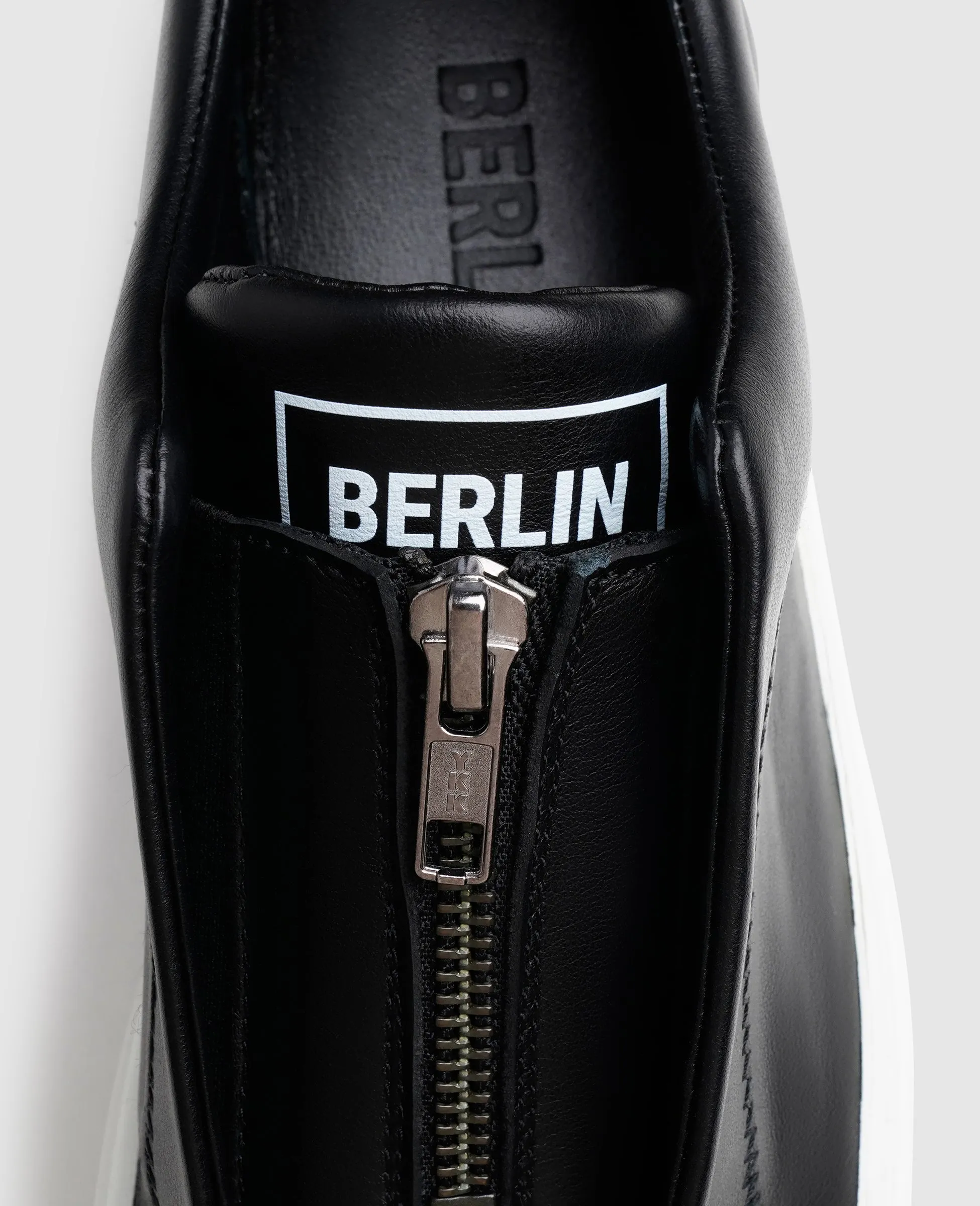 No. 27 WS - Black