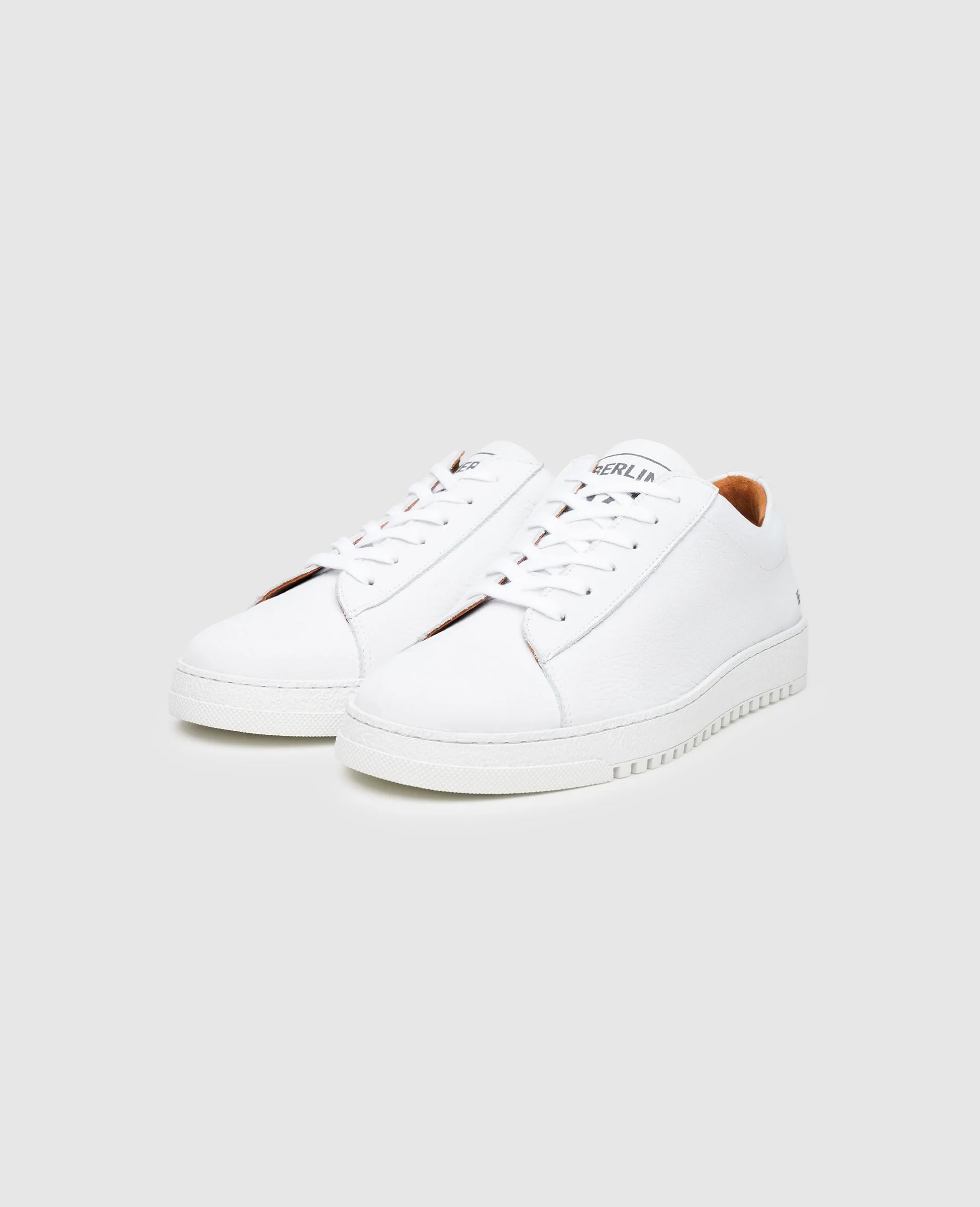 No. 29 WS - White