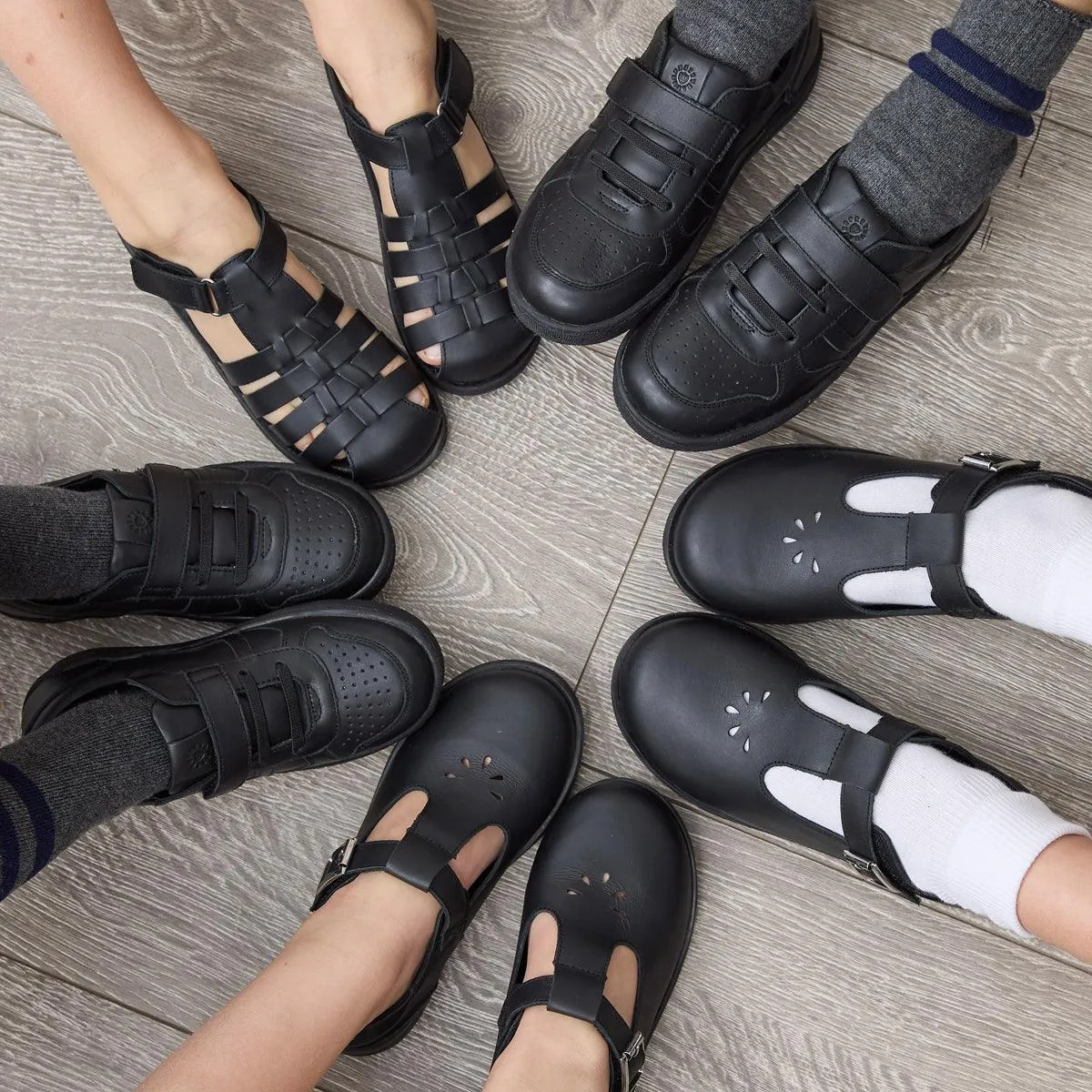 PRETTY BRAVE XO TRAINER BLACK