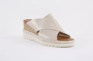 TAMARIS - 27223-179  LOW WEDGE MULE - GOLD
