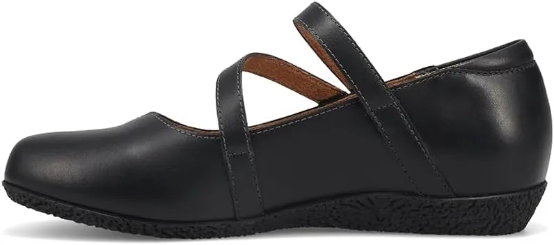 Taos Footwear Women's Banter Flat