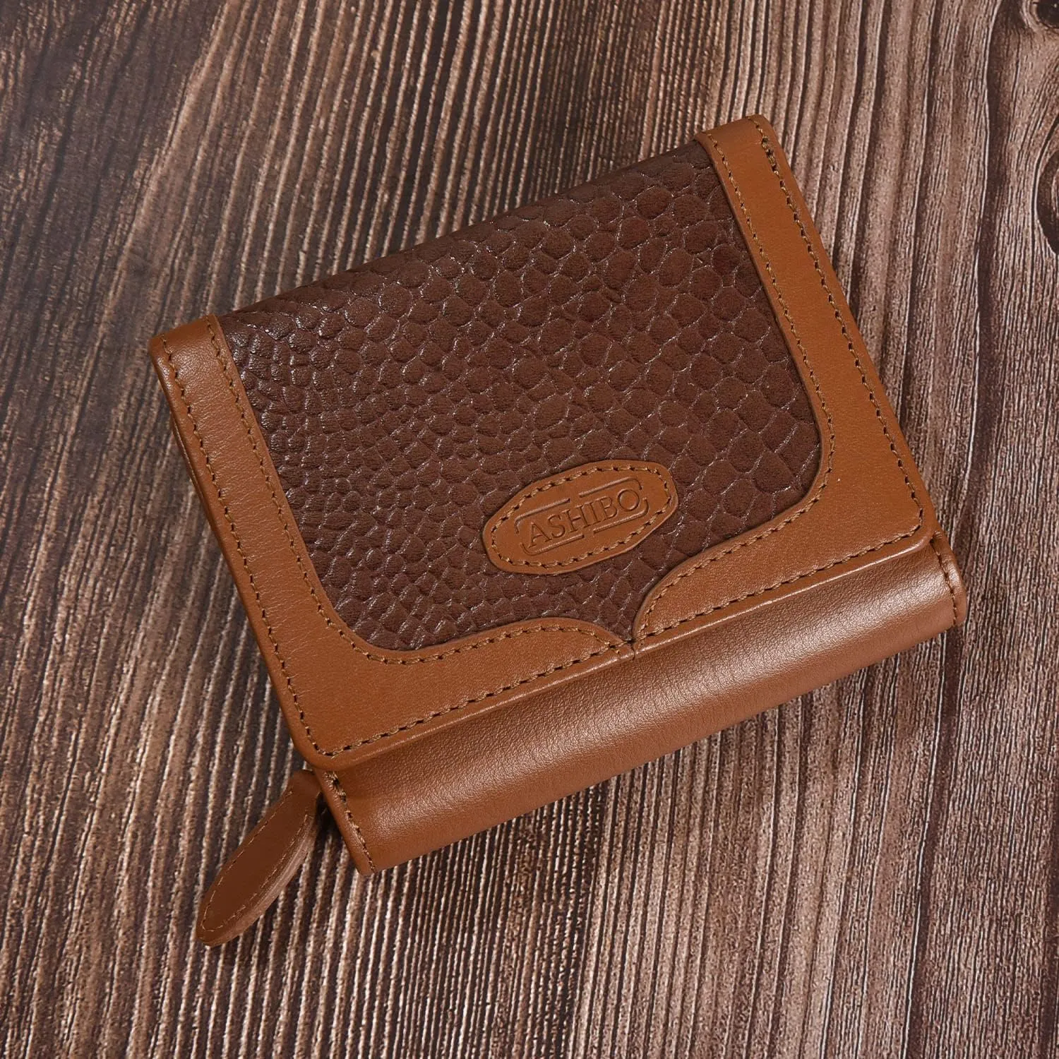 Tri Fold Nappa Flat Geniune Leather Large Capacity Croco Emobossed Printed Compact Wallet for Women With ID Windows Zipper Pocket Multipurpose Use Women Wallet