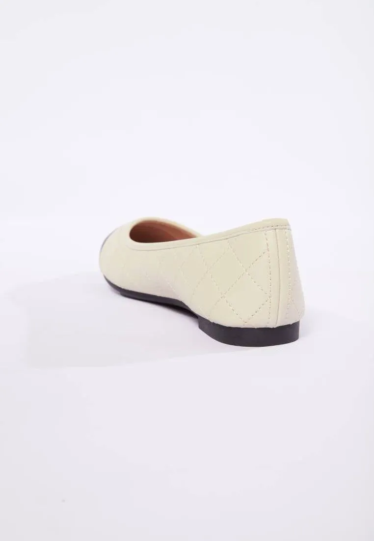 Two Tone Flat Shoes