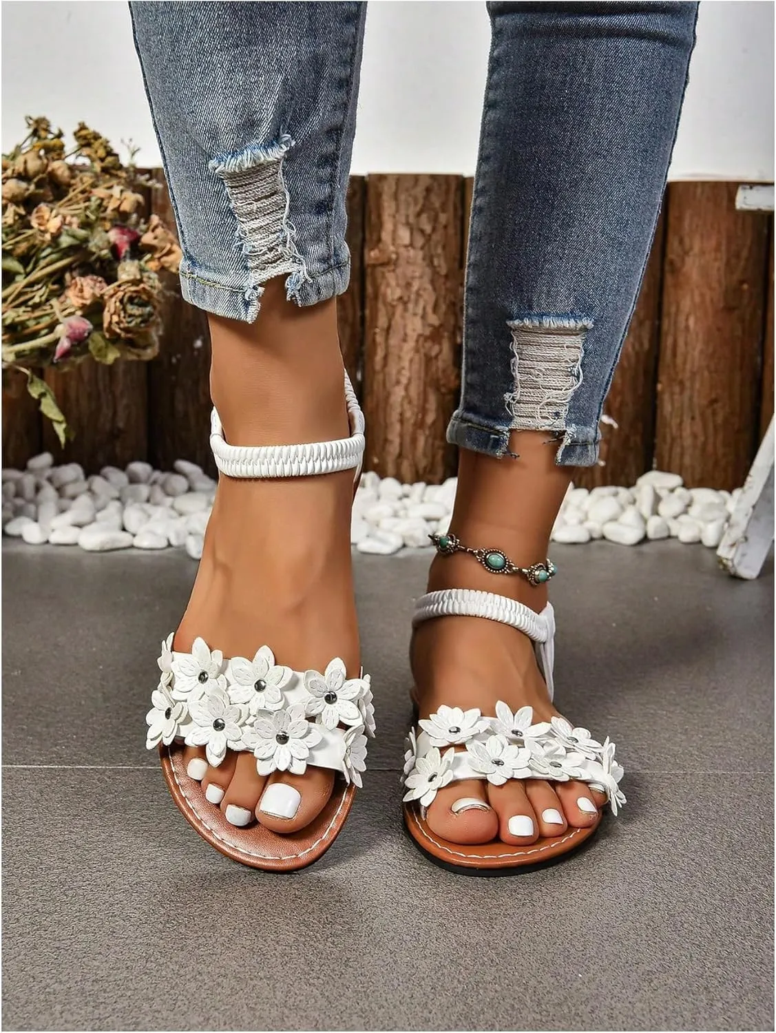 Verdusa Women's Summer Sandals Flower Leather Flat Sandals with Ankle Strap