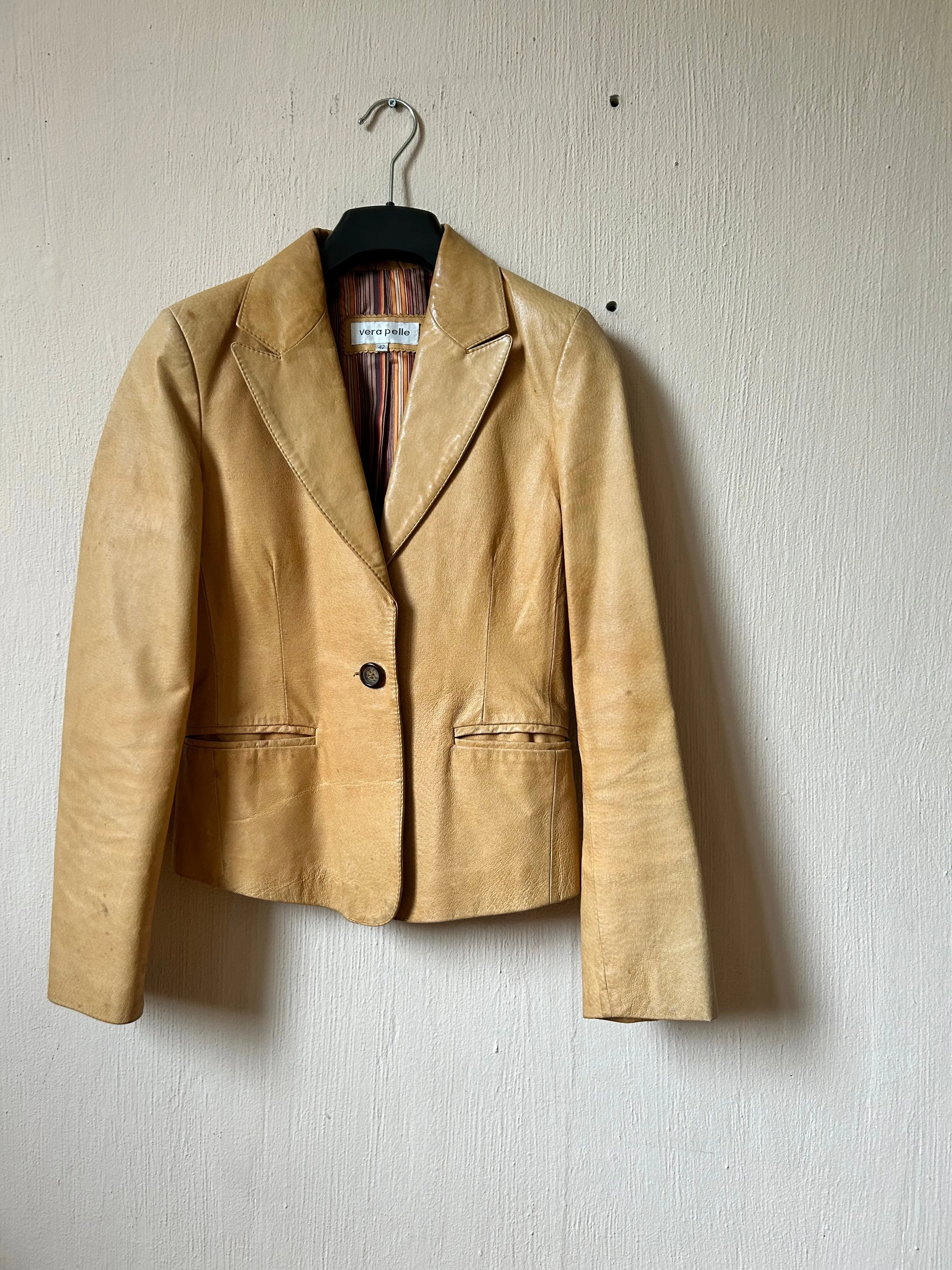Vintage leather blazer (M)