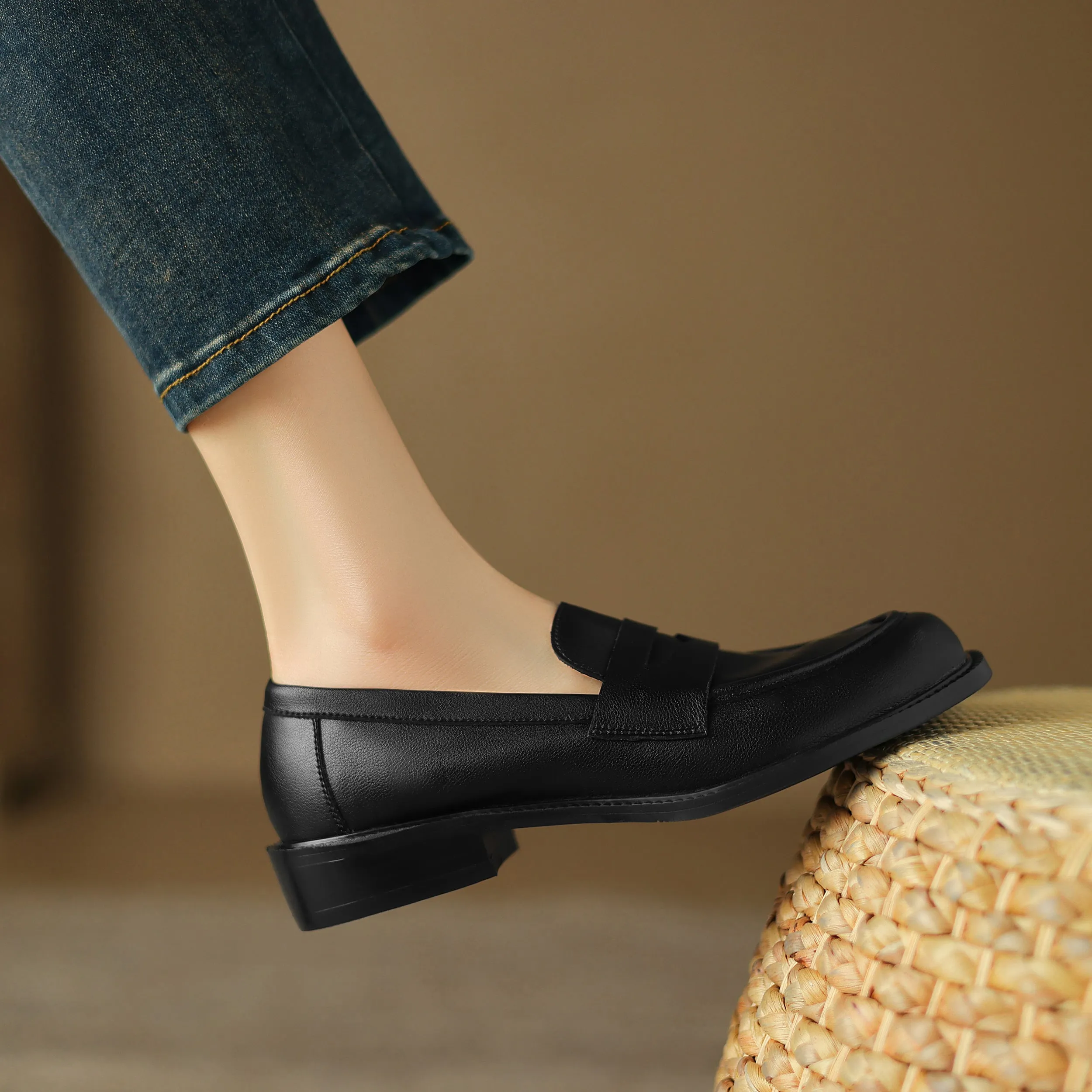 Womens British Preppy Handmade Loafers Comfortable Leather Shoes