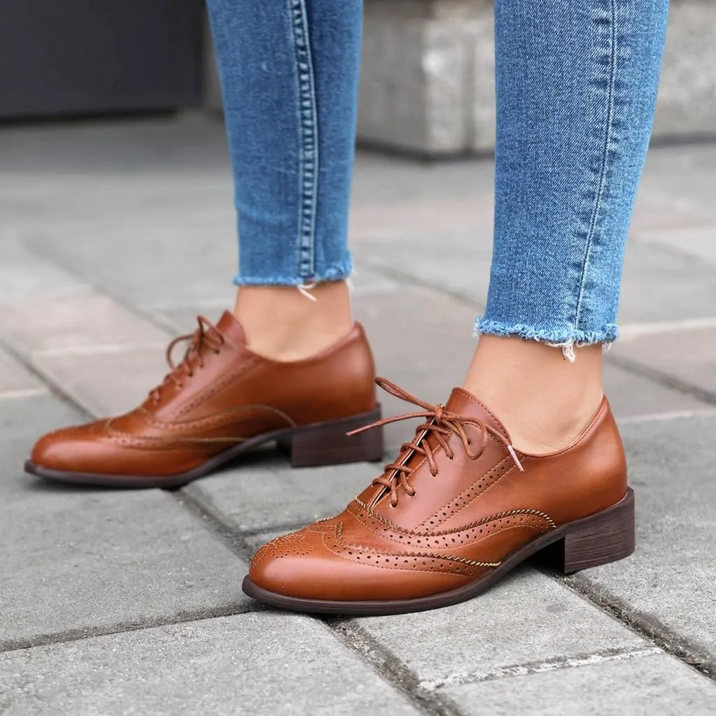 Women's Flat Saddle Oxford Shoes Round Toe Wingtip Perforated Lace Up Low Heel School Uniform Oxfords Brogues