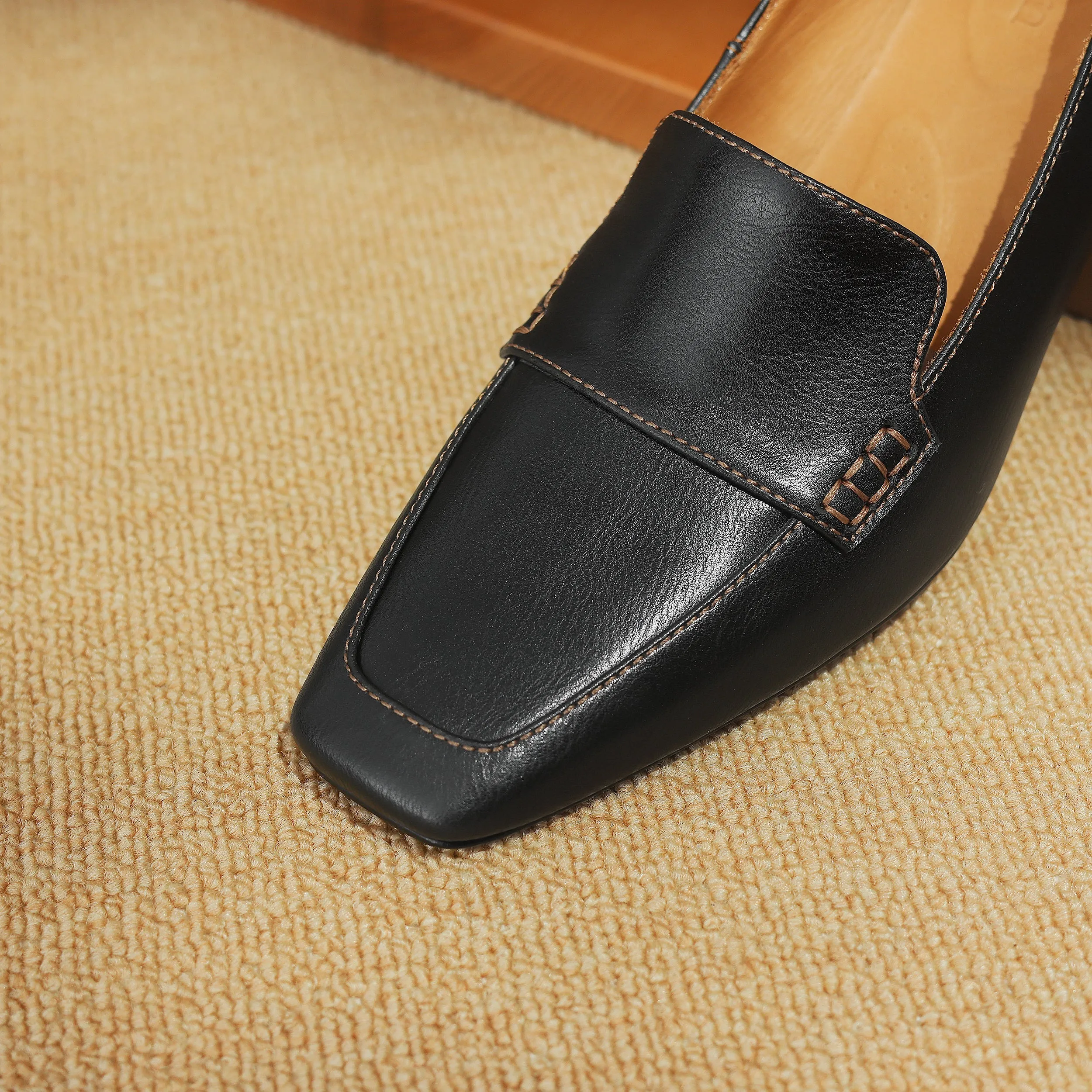 Women's Genuine Leather Handmade Business Slip-On Block Heeled Loafers Pump